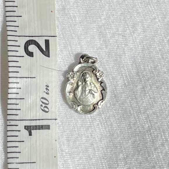 Sterling Silver Pendant - Picture 3 of 3